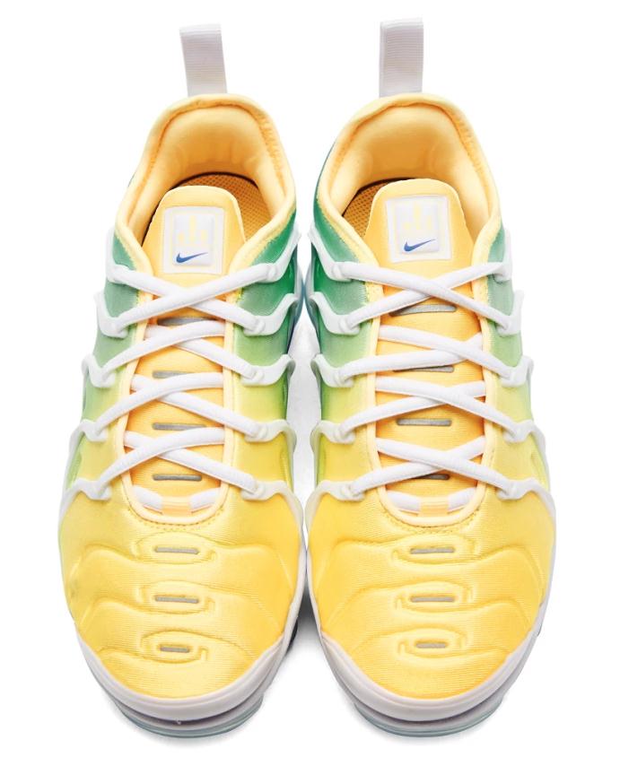 Nike Multicolor Air VaporMax Plus Sneakers 女款炫彩运动鞋