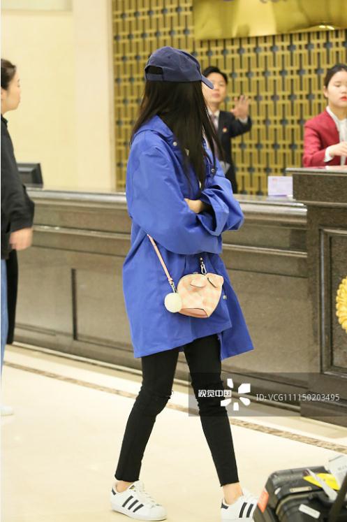 杨幂*新同款 Loewe Pink Bunny Shoulder Bag 粉色格纹兔子包
