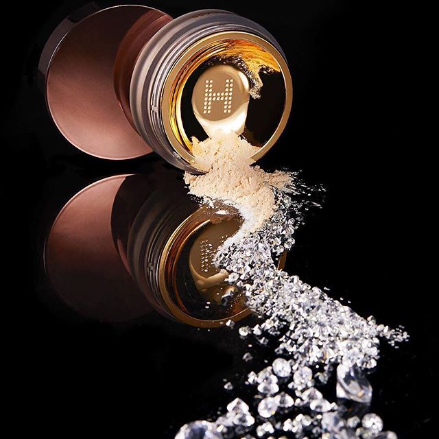 上新！HOURGLASS 新款沙漏钻石定妆散粉