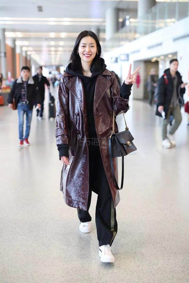 【刘雯同款8.5折】GIVENCHY 纪梵希 GV3 皮革绒面革中号单肩包 