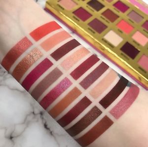 Lime Crime 独角兽 维纳斯18色眼影Venus XL