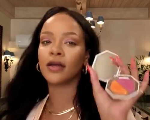 Harvey Nichols：Fenty Beauty 双色高光颊彩盘