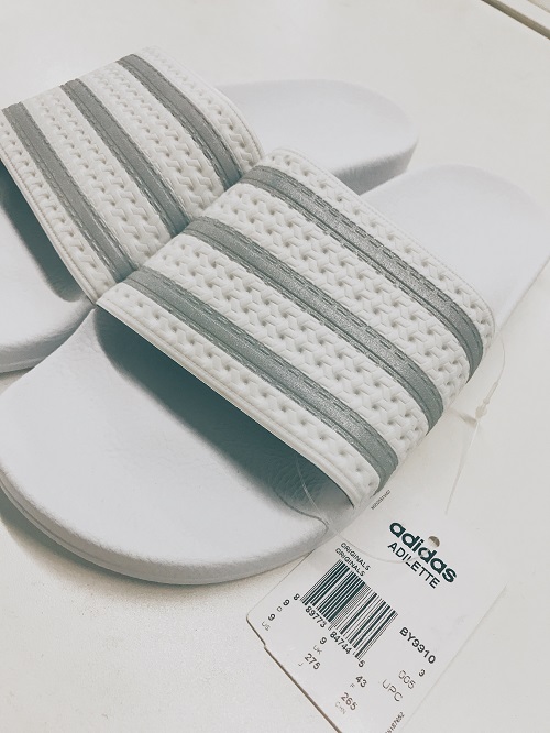 【5姐晒单】我想带着你去环游世界--Adidas Originals 三叶草 Adilette 经典澡堂拖鞋 