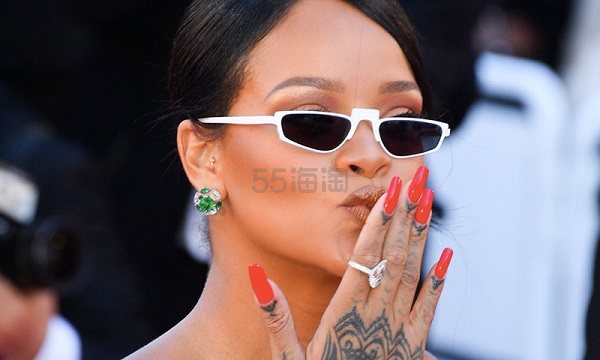 蕾哈娜 Rihanna Fenty × Vogue 合作美妆视频详解