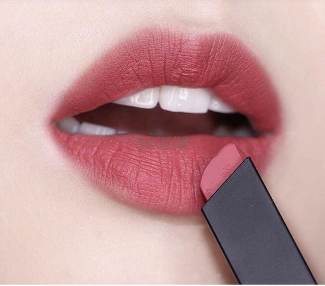 【21号补货】2018秋季新品！YSL 圣罗兰 小金条雾面细管口红