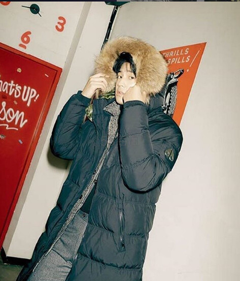 除了加拿大鹅，你还可以考虑买“小剪刀”Moose Knuckles，Farfetch 精选多款 Moose Knuckles 羽绒服