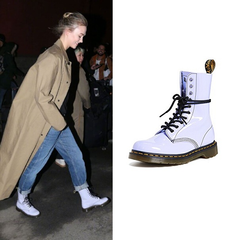 Karlie Kloss 同款 Marc Jacobs x Dr. Martens 联名款马丁靴