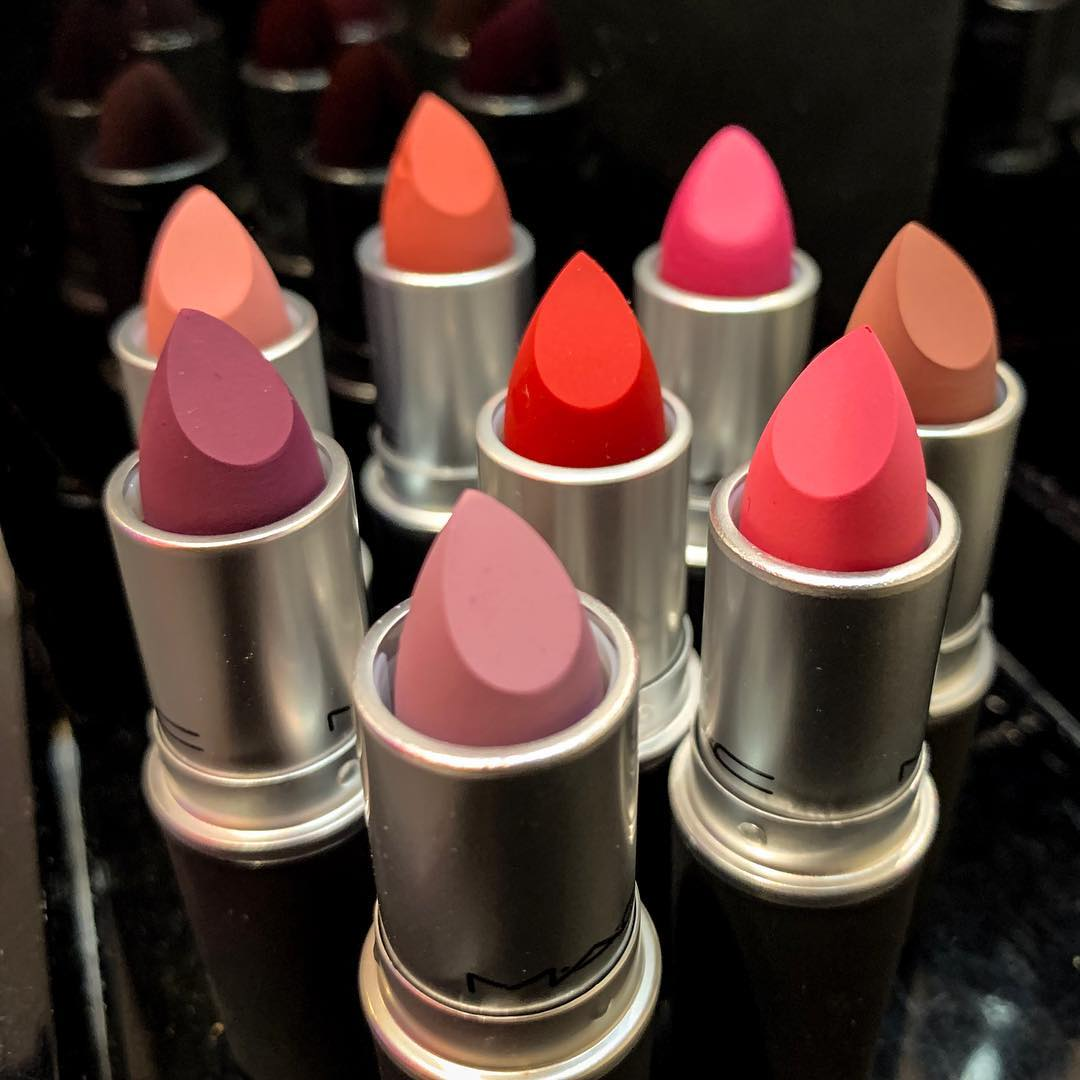 【新色解禁新人8.5折】MAC 魅可 Powder Kiss 丝雾哑光唇膏