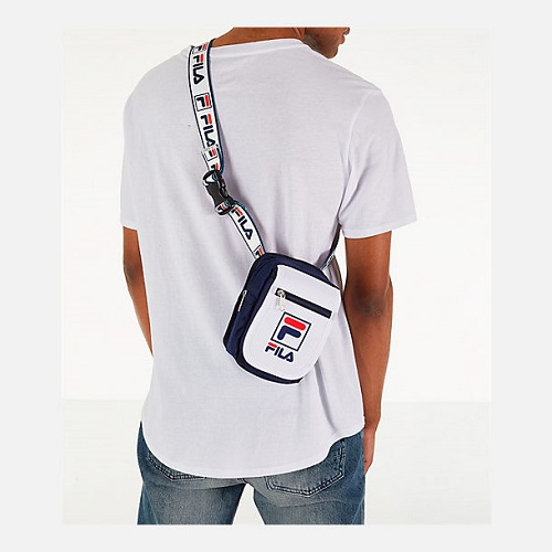 【额外6折】Fila 斐乐 Logo肩带斜挎包