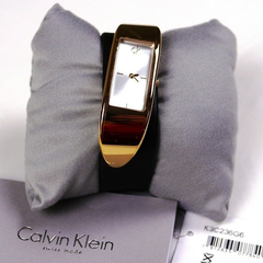 Calvin Klein 卡尔文·克雷恩 Embody 系列 玫瑰金色女士时装腕表 K3C236G6