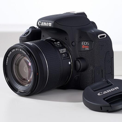 Canon 佳能 EOS Rebel T7i 入门级单眼数位相机 + 18-55mm 镜头 + 相机包 + SD储存卡