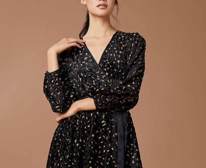 DVF V领腰带长袖裹身裙