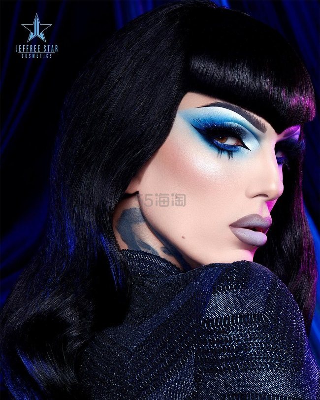 【5姐资讯】JEFFREE STAR  蓝血18色眼影盘