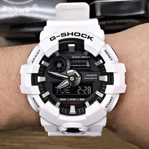 【55专享】casio 卡西欧 g-shock 系列 黑白男士运动腕表 ga-700-7acr
