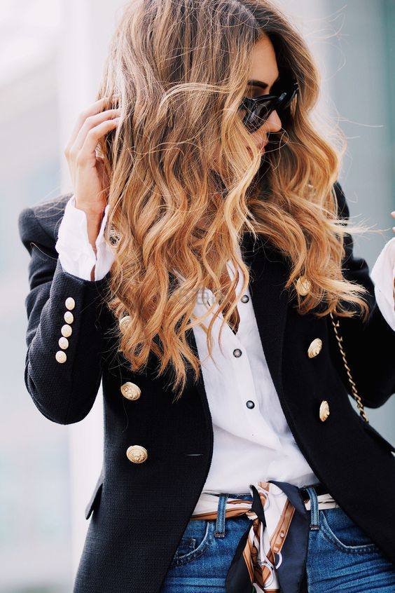 【超多明星同款】Balmain 经典双排扣垫肩西装外套