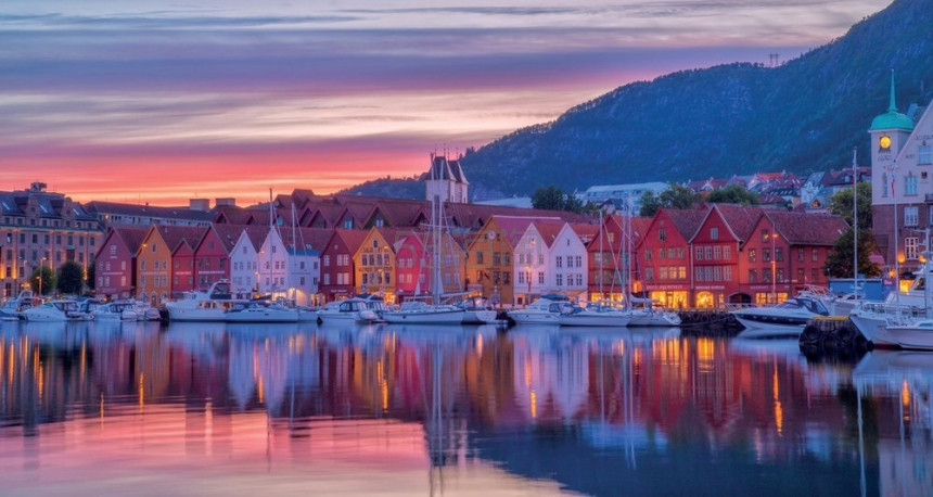 还在用祖马龙 、Diptyque 这些所谓小众香薰？