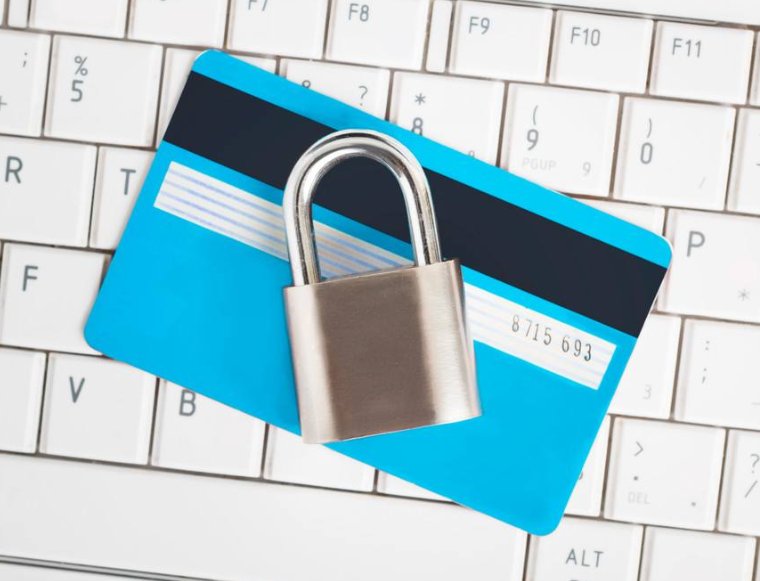 美卡篇 最近在和一众淘友讨论信用卡，必然少不了卡圈公认福利最