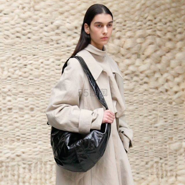SSENSE：精选 Lemaire 服饰鞋包