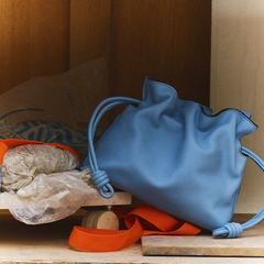 Loewe 春夏配色上新 热卖gate、puzzle等