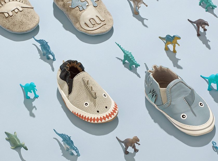 Robeez美国著名的婴儿学步鞋老品牌，此品牌深受好莱坞明星