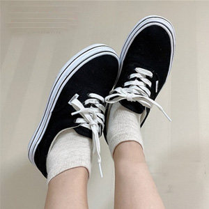 Vans ComfyCush Era 女款厚底黑色板鞋