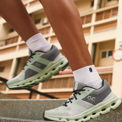 Backcountry 官网：On 昂跑鞋履折扣专区