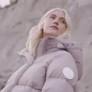 SSENSE：Canada Goose 私密特卖 入封面温柔紫羽绒服