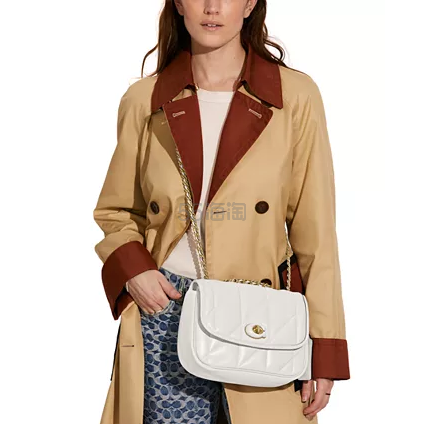 黑五特价！COACH 蔻驰 Quilted Pillow Madison 链条包 白色