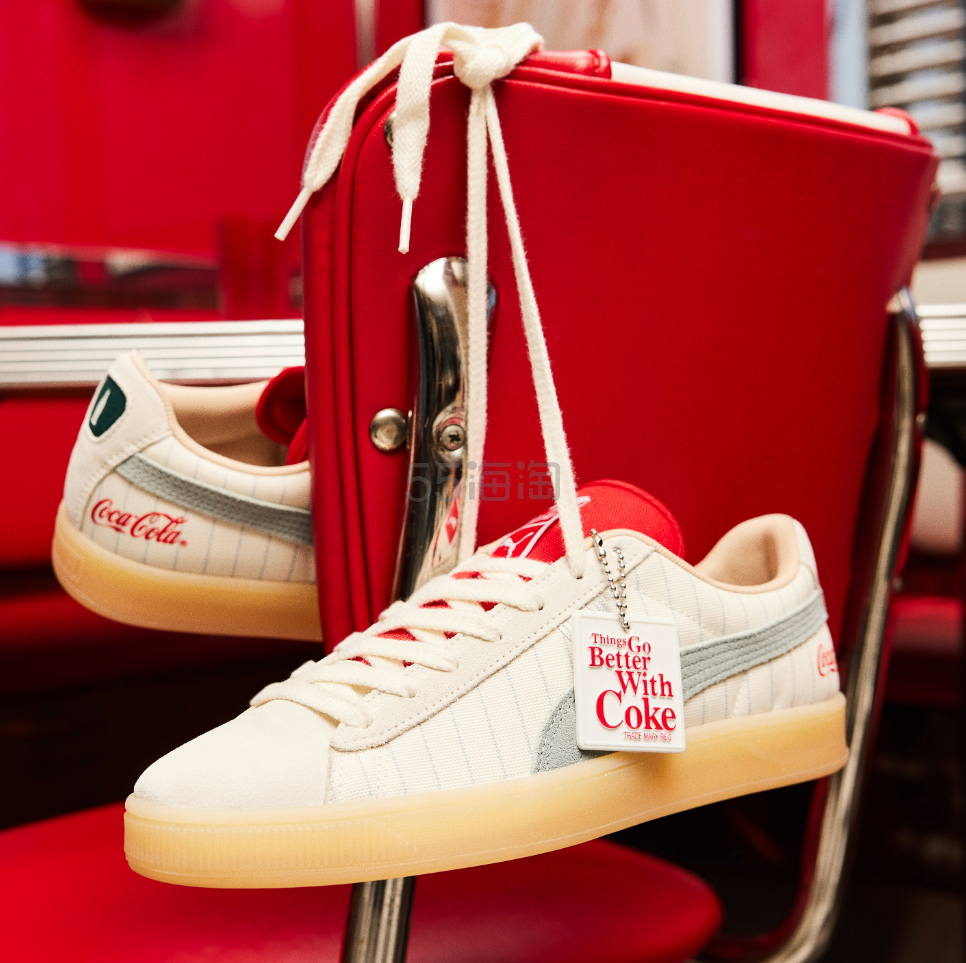 Puma x Coca Cola 联名系列鞋服推出 爆款拖鞋