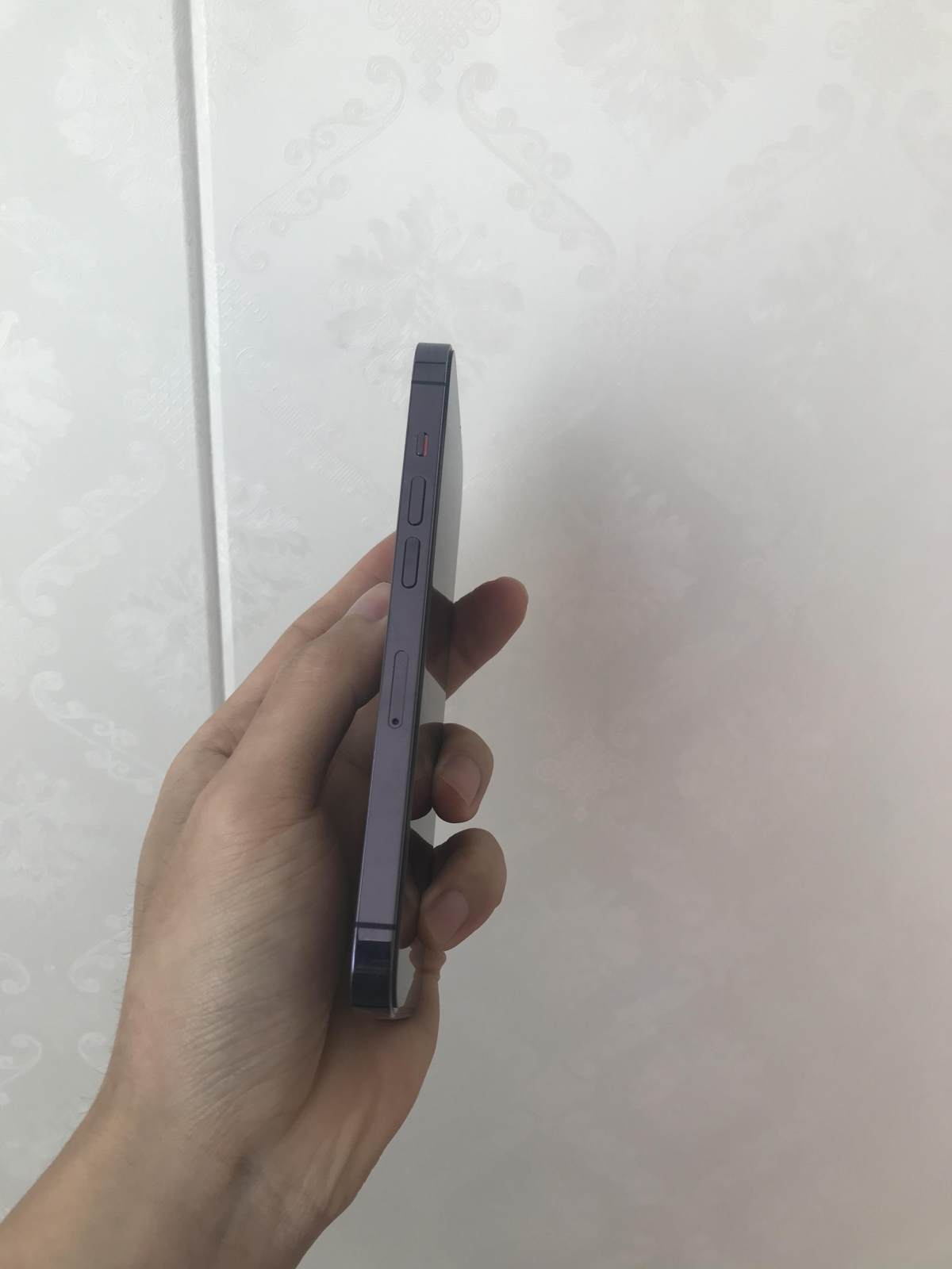 嗨，我是神龙不见尾，默默购物的情歌。 这次带来一款苹果最新手