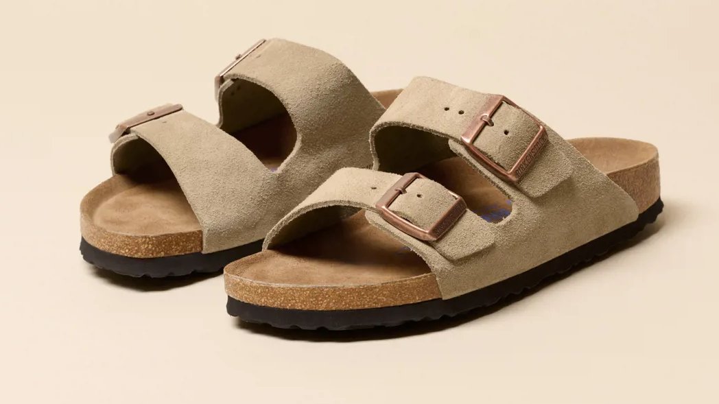 Birkenstock是一家德国鞋履品牌,其产品以舒适、轻便