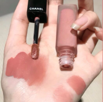 Chanel 香奈儿 唇釉#140 Amoureux