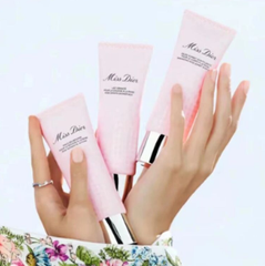 新品！Dior 迪奥 玫瑰磨砂膏