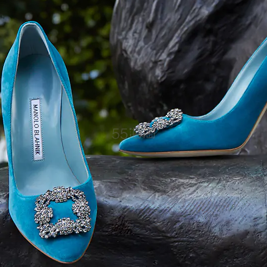 Shop Premium Outlets：Manolo Blahnik 仙女鞋柜必备 钻扣高跟鞋1起