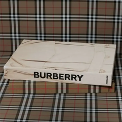 budapester：Burberry 时尚热卖 入手经典格纹围巾
