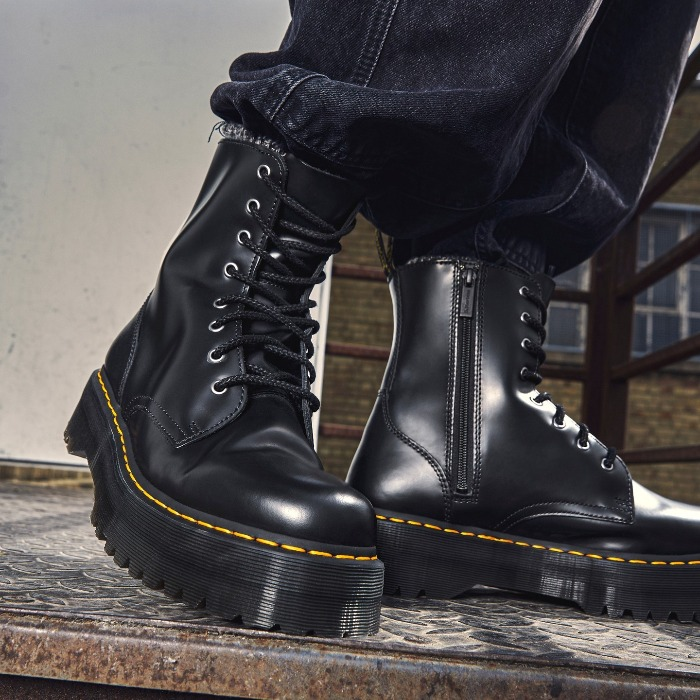 Allsole：奥莱区鞋履大促 UGG、DR. MARTENS、勃肯等好价入