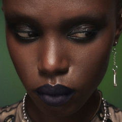 MAC 美国官网：万圣节妆造走起！入假睫毛、眼影粉等