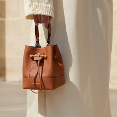 Strathberry CN：年终大促美包7折起