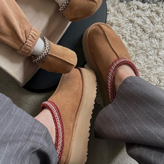 ND：UGG 冬季热卖 Romely 短靴$99 拉链雪地靴$127