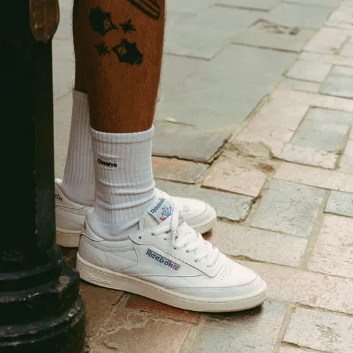 Reebok AU：年终大促 折扣区好价热卖
