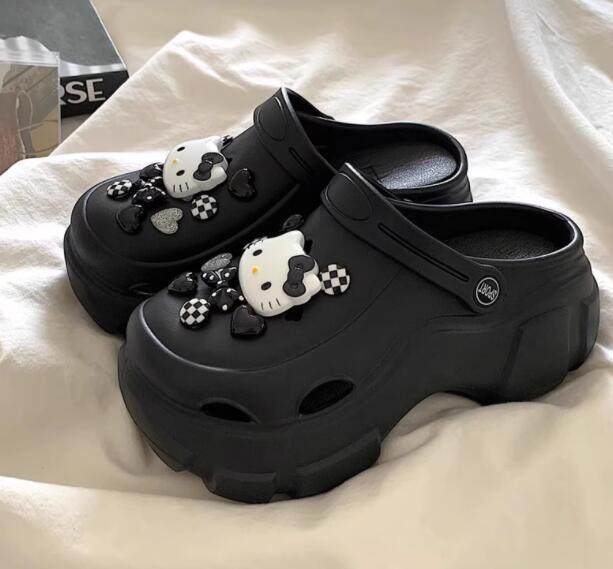 无意中发现的55海淘分享的美国官网的CROCS洞洞鞋50$两