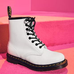 Dr. Martens 1460女款8孔马丁靴