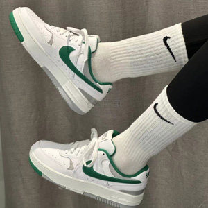 Nike Gamma Force 白绿女士运动鞋