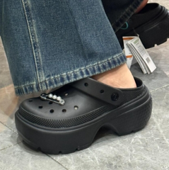 2双CA$60！Crocs 雪屋洞洞鞋