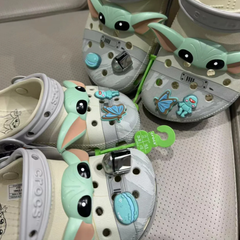 上新！CROCS STAR WARS GROGU 星球大战联名洞洞鞋