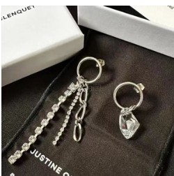 JUSTINE CLENQUET Ewan 不对称耳饰