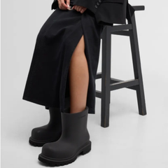 Neiman Marcus：夏日大促 时尚设计师品牌热卖 封面 Balenciaga 大头短靴$464
