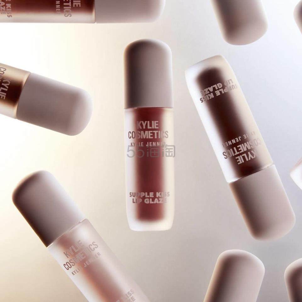 Kylie Cosmetics：彩妆套装热卖 入新款有色面霜