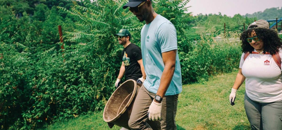 Public Lands是来自美国主要销售户外运动装备、鞋类