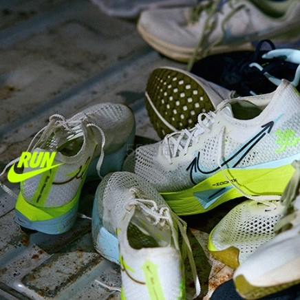Nike 中国香港官网：冲刺优惠！加购2件精选产品